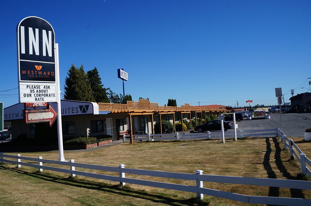 Westward Inn & Suites Langley Exterior foto